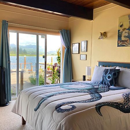 Wheeler On The Bay Lodge And Marina Bagian luar foto