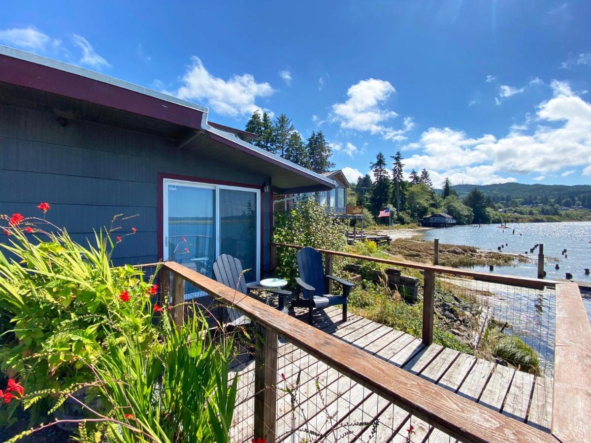 Wheeler On The Bay Lodge And Marina Bagian luar foto