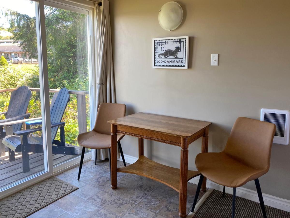 Wheeler On The Bay Lodge And Marina Bagian luar foto